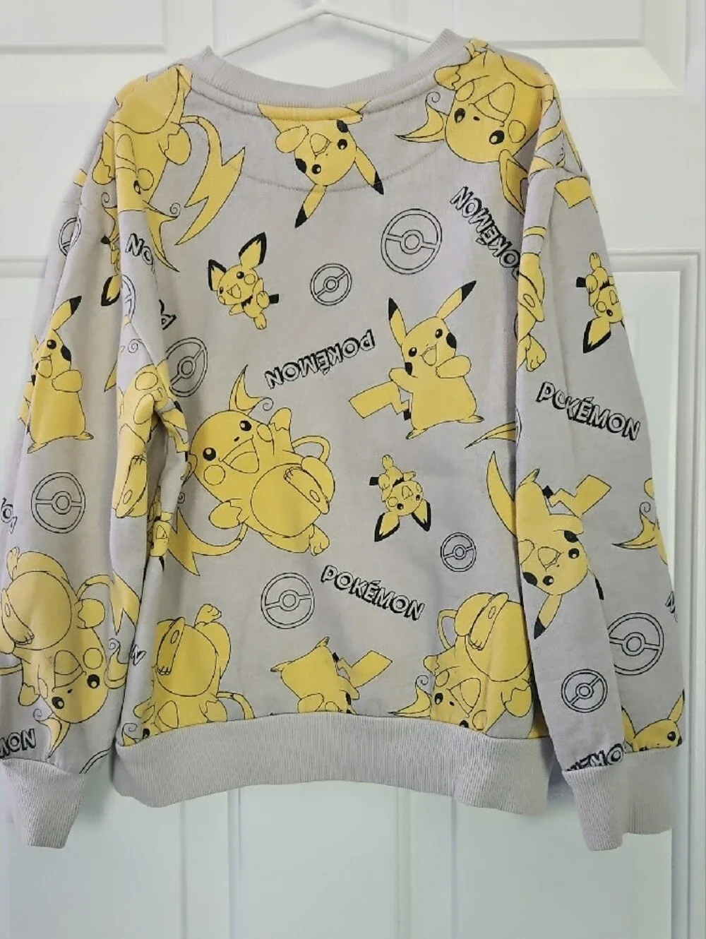 Pokemon Pikachu Evolutions Kids Sweatshirt And Pants Set